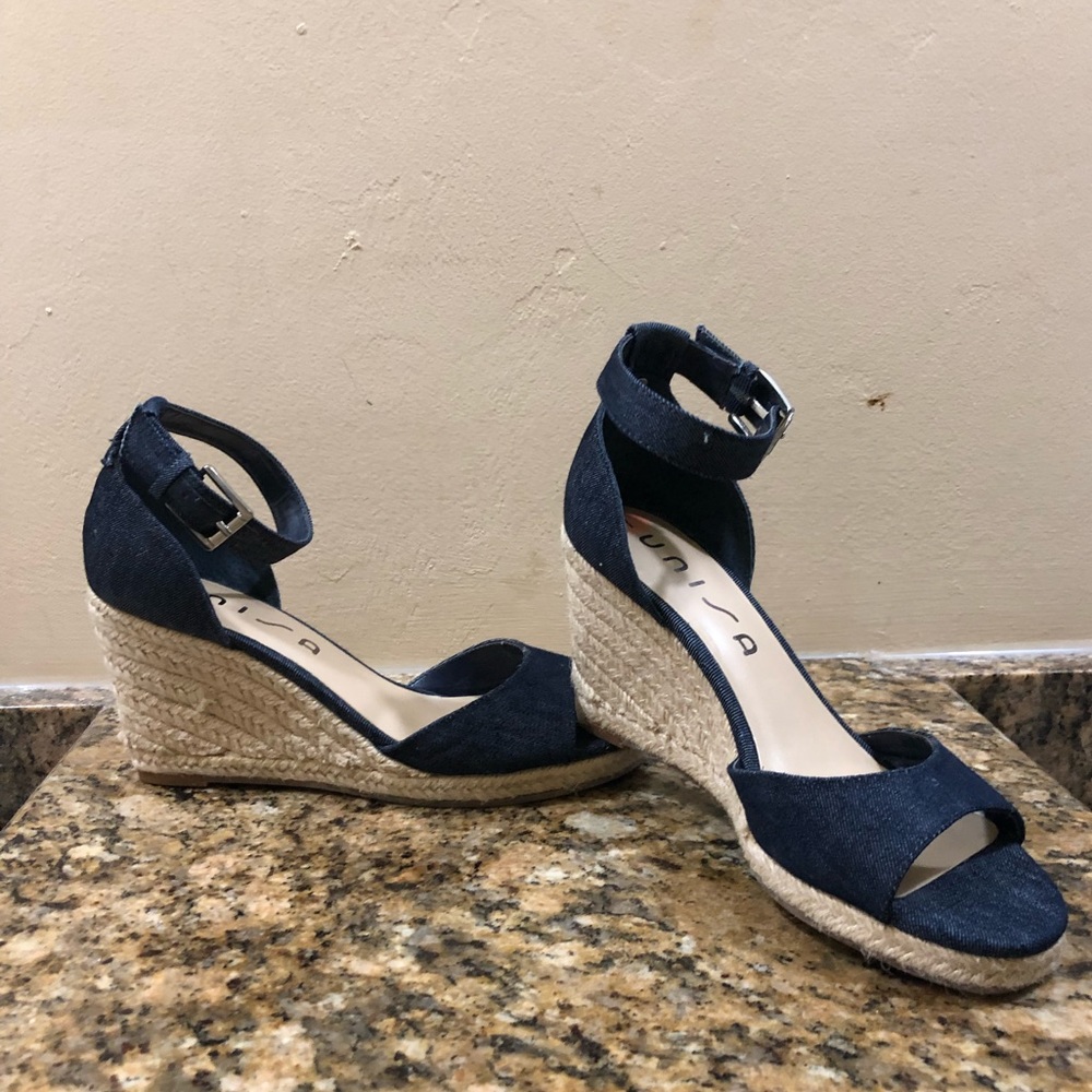 Unisa wedges Size 7